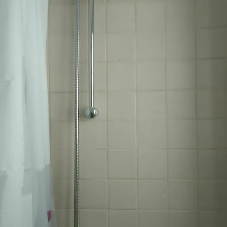 فندق Ermoupoli Comfortable 3*